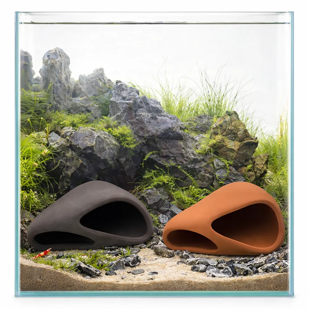 Hobby Wave Cave 2 dark; gebrannte Keramikhöhle 17×16×8,5 cm im Aquarium, dunkel matt, weich geschwungene Öffnungen als Rückzug für Garnelen, Fische und Krebse; wasserneutral, bepflanzbar