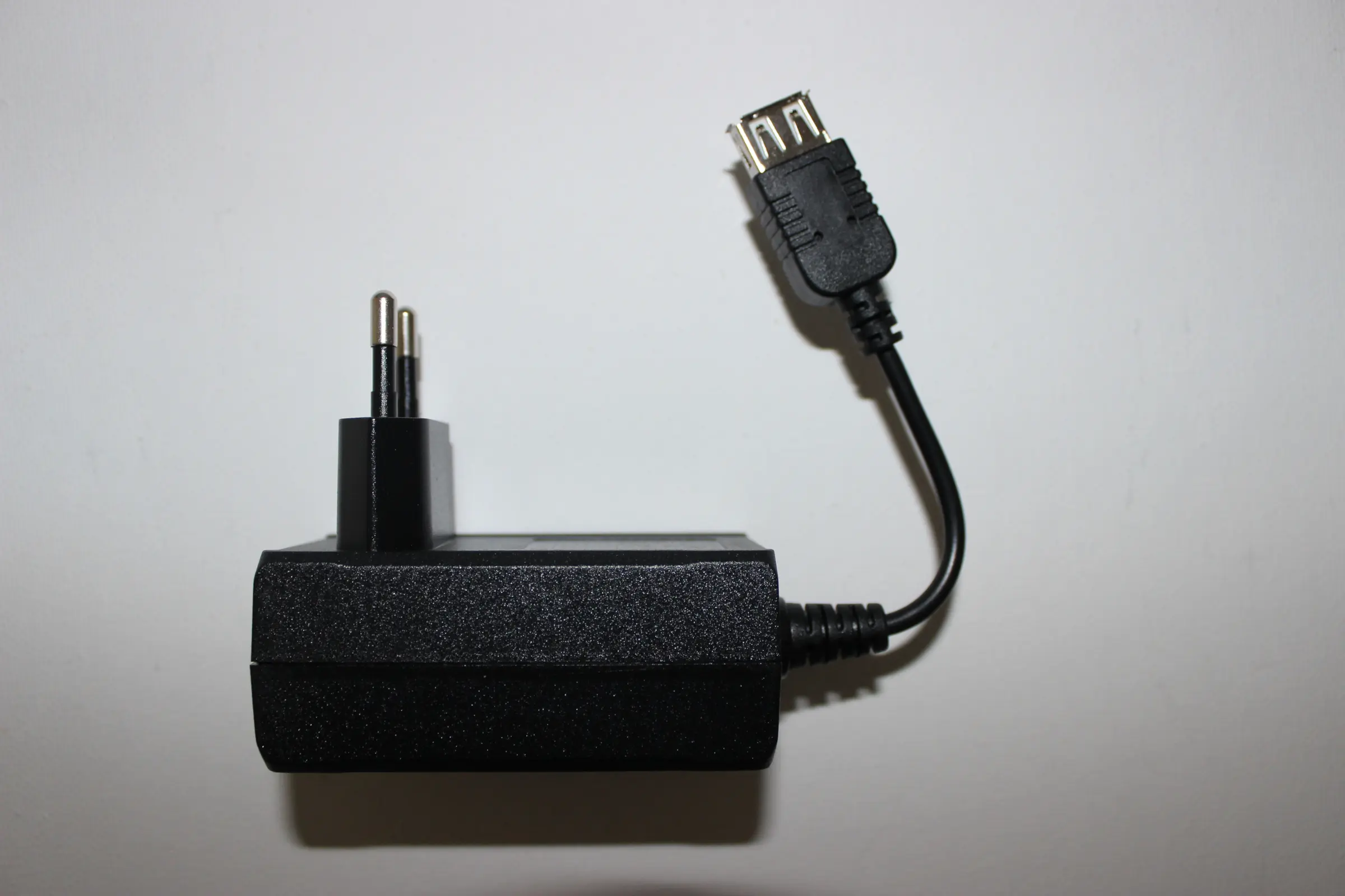 Chihiros Netzteil 5V USB 3A für Magnetic Light, Cooling Fan, Doctor uvm.