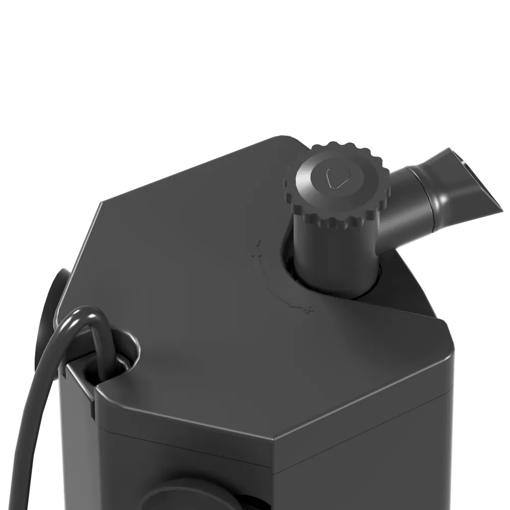 Nahaufnahme: Dupla Clean Flow Filter 80 Innenfilter in schwarzer, dreieckiger Eckform mit verstellbarer Auslassdüse, Kabel und Saugnapf. Kompakter Aquarium-Innenfilter für 50–80 l, garnelensichere Kokosmatte, 310 l/h bei 5,2 W.